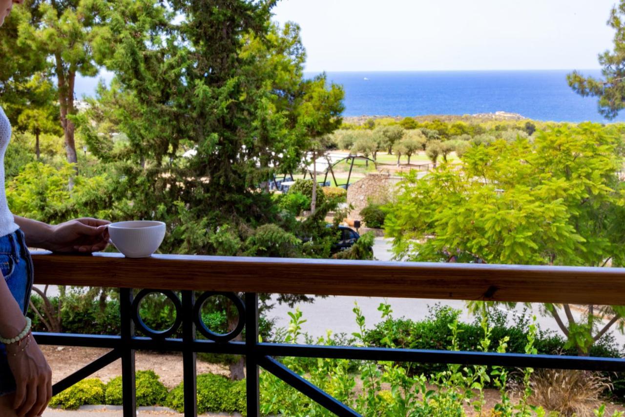 Korineum Golf & Beach Resort Agios Georgios  Exterior foto